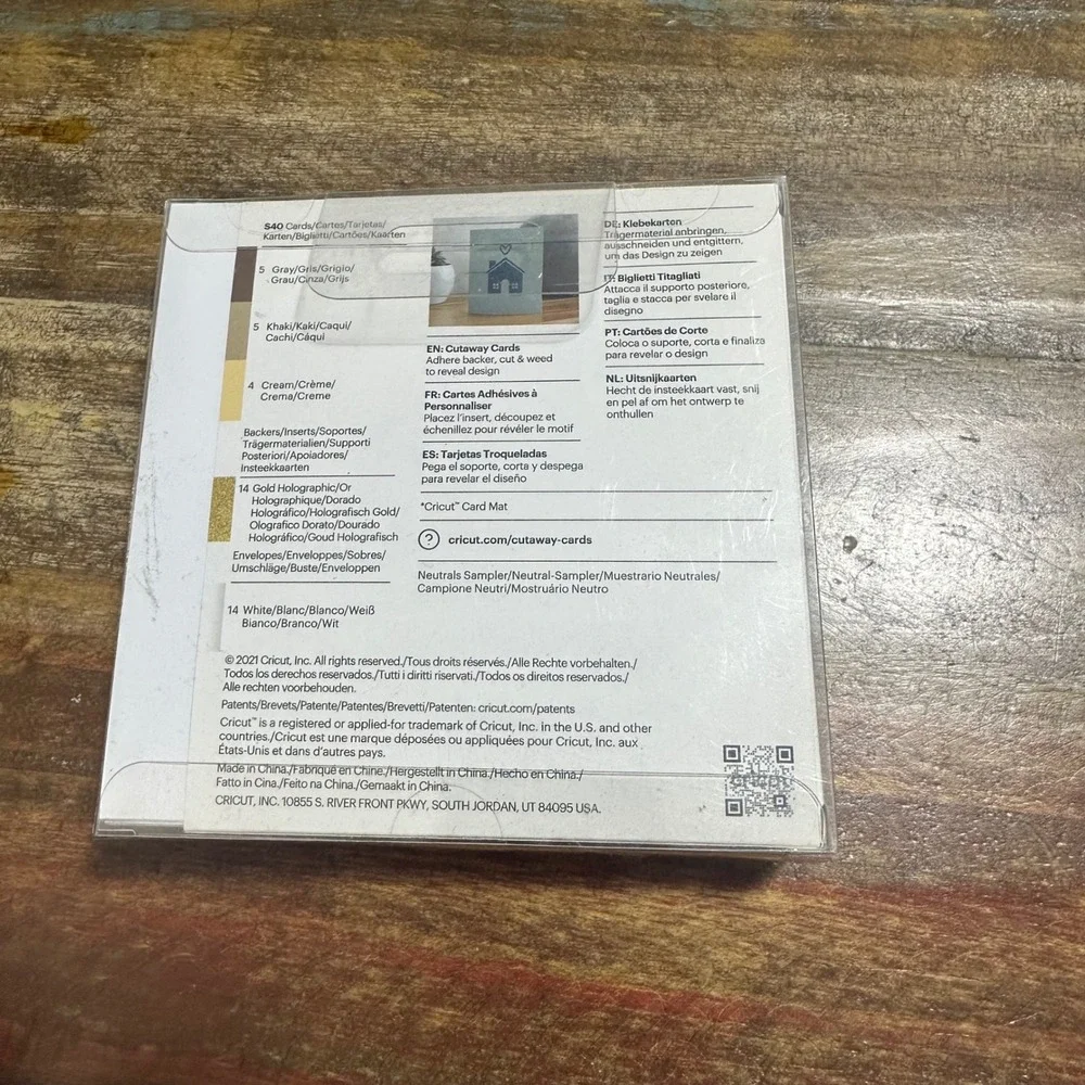Cricut cutaway cards
